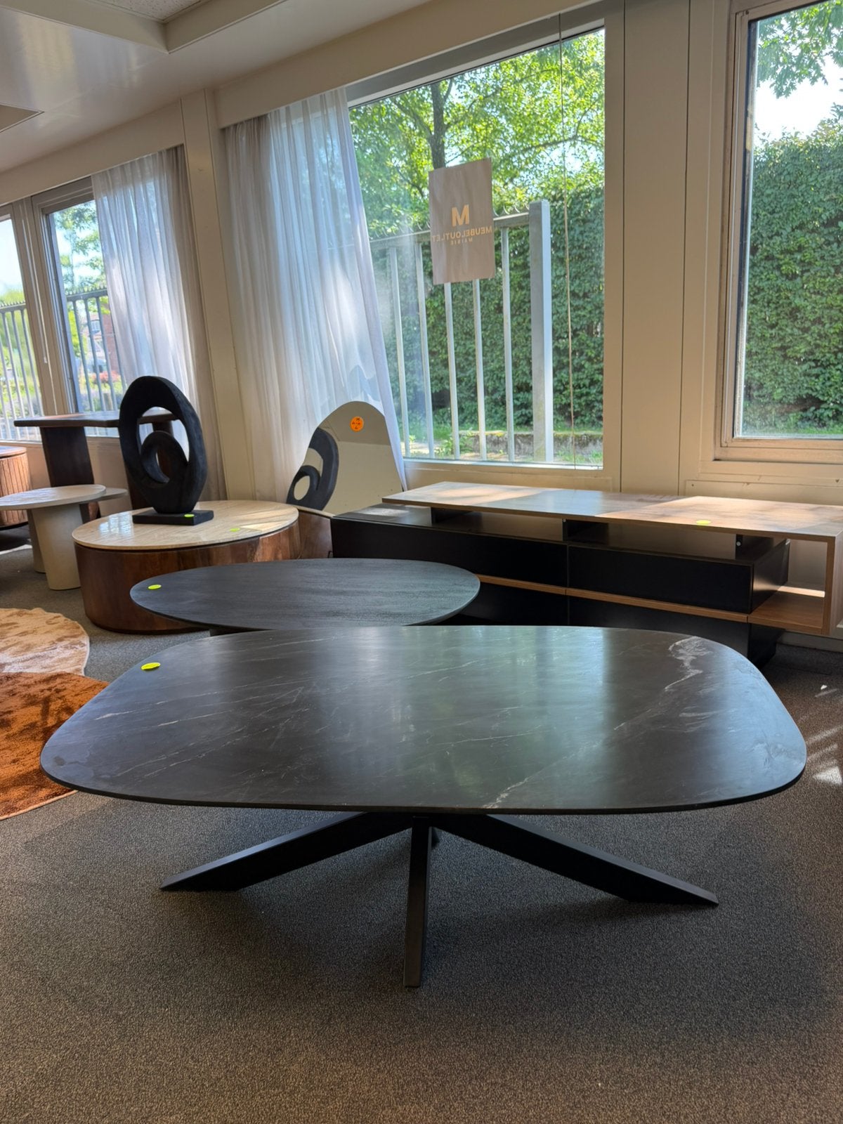 Salontafel marmer met metalen spinpoot 120x70x40 cm