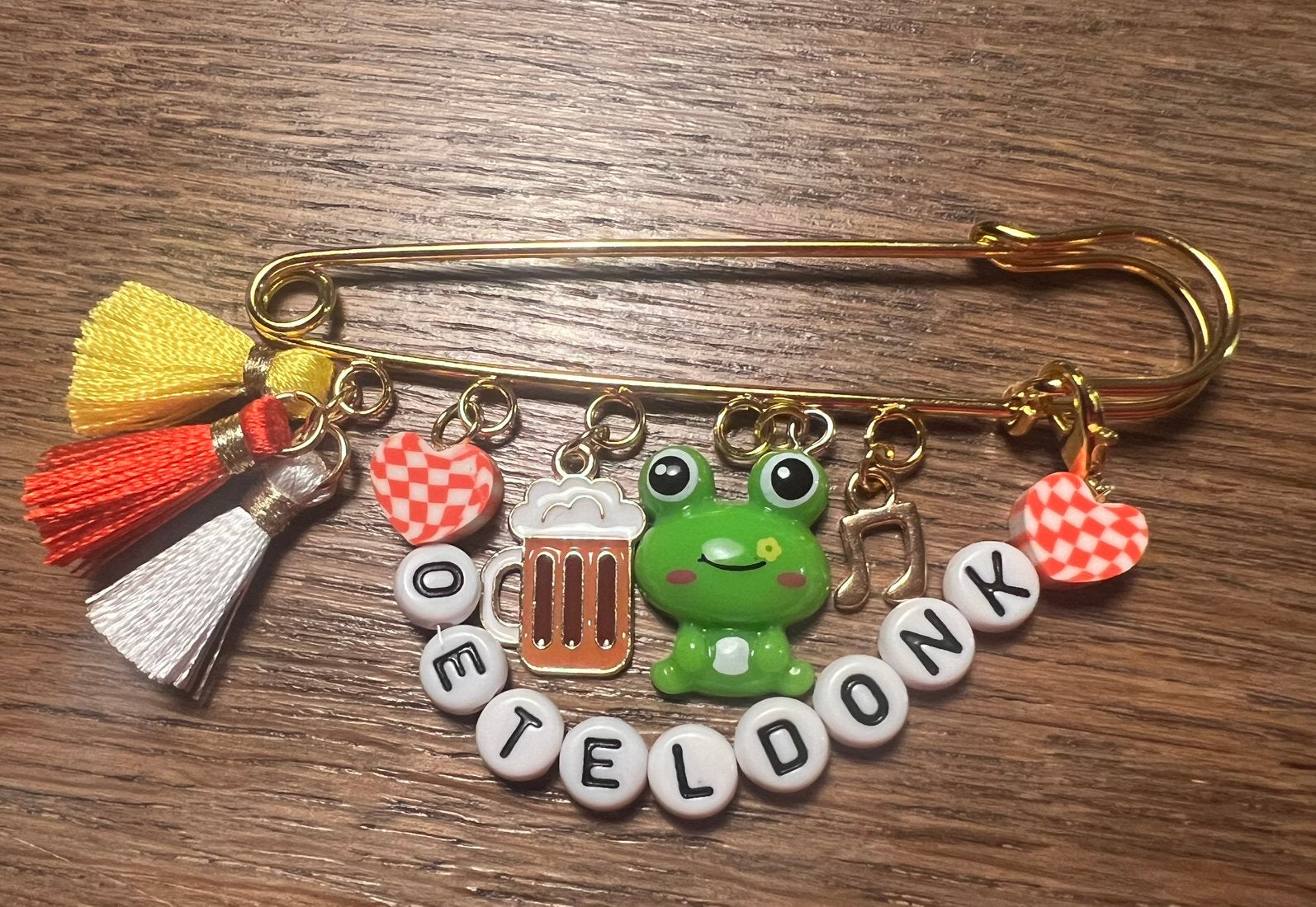 Leuke spelden op maat gemaakt. Kielegat, oeteldonk enz, Ophalen of Verzenden, Nieuw, Carnaval