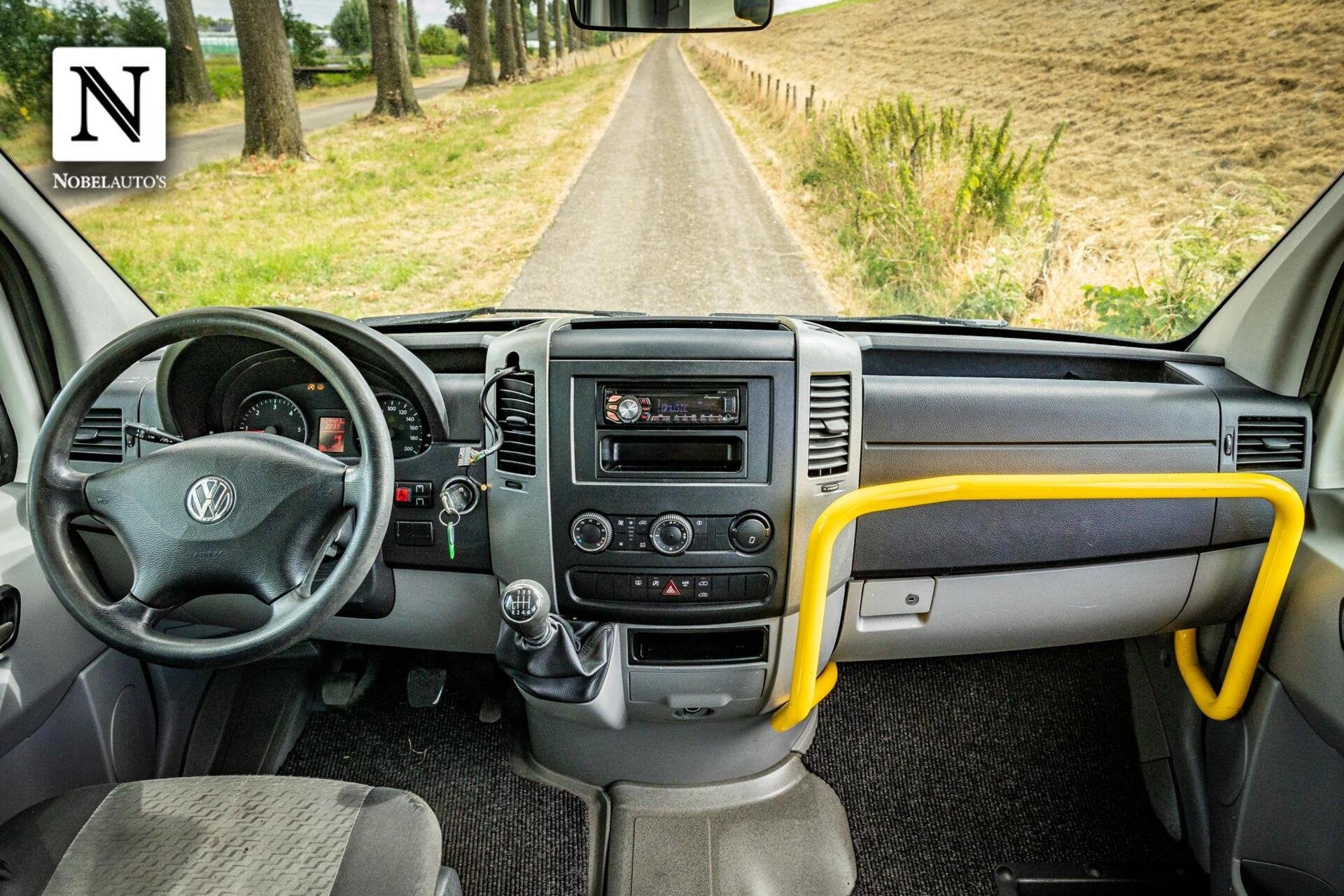 Volkswagen Crafter Combi 35 2.0 TDI L2H1|Rolstoelbus|9 pers, Gebruikt, Origineel Nederlands, Bedrijf, 9 stoelen