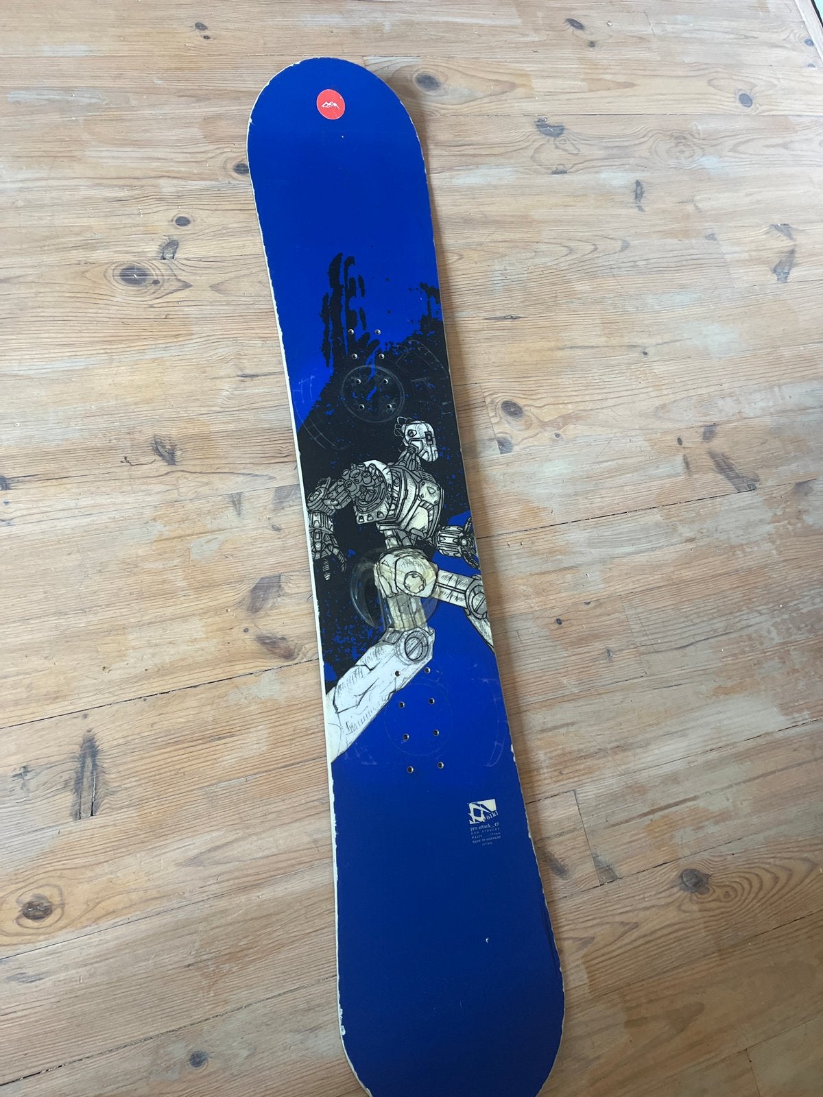 Snowboard 150 cm met robot design, Ophalen, Gebruikt, Board