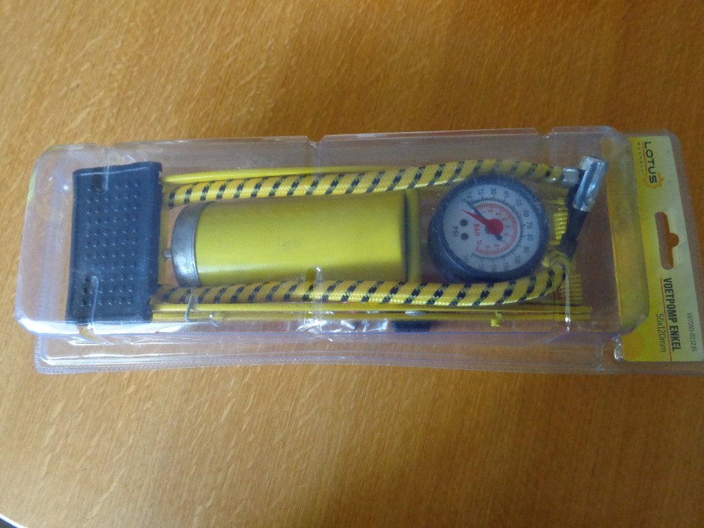 Nieuwe Voetpomp enkel, Caravans en Kamperen, Ophalen of Verzenden, Nieuw