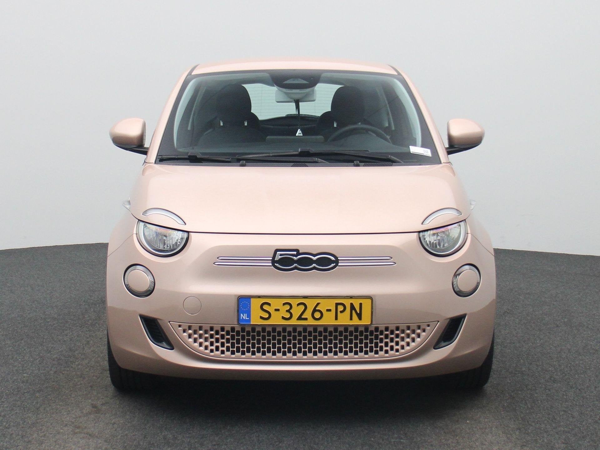 Fiat 500 Icon 42 kWh | NAVIGATIE | LMV | KEYLESS | CRUISE CO, 12 maanden, Stof, 4 stoelen, 1265 kg