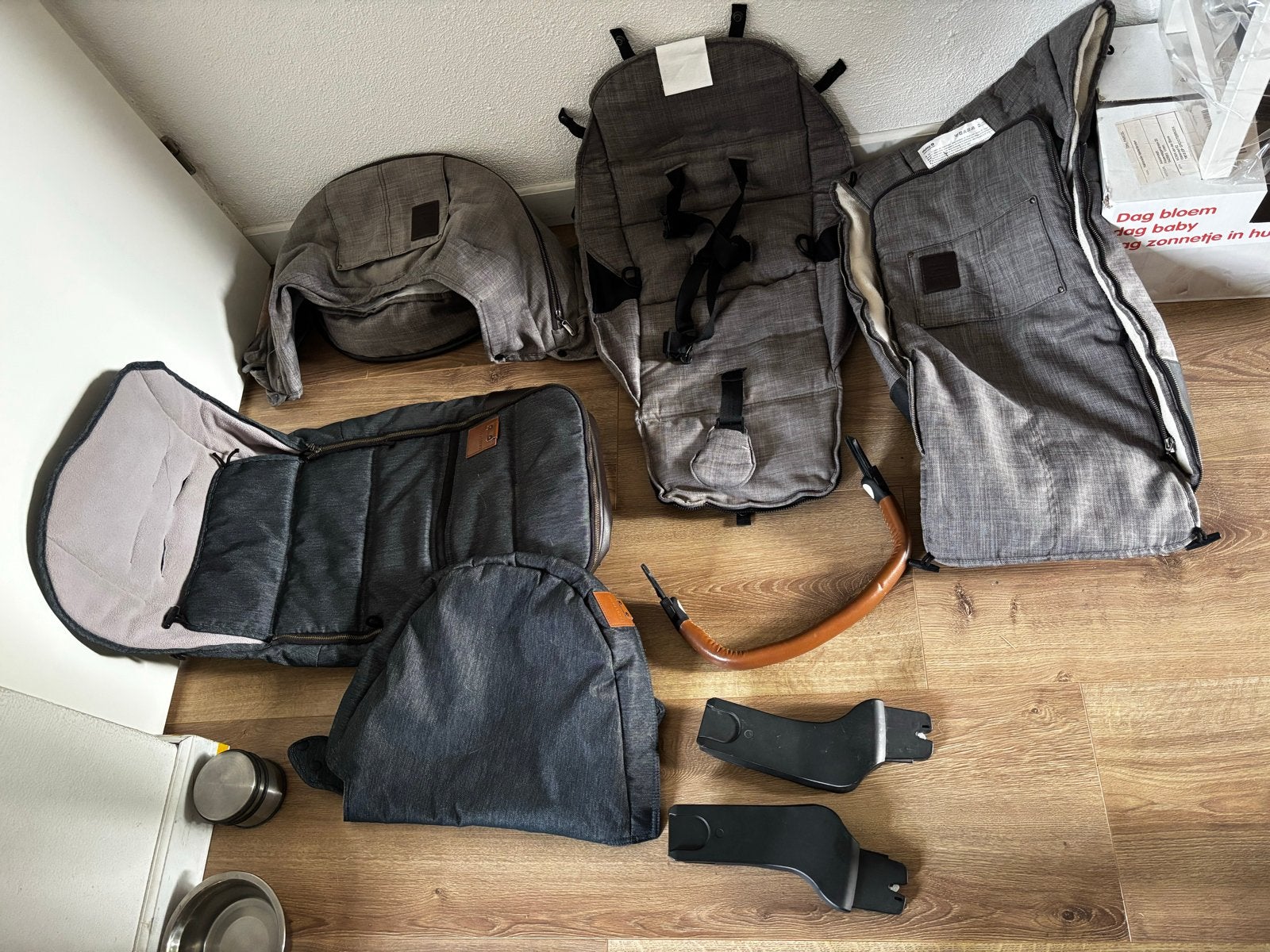 Foto 10 van Gratis Mutsy Kinderwagen (Veel Gebruikt)
