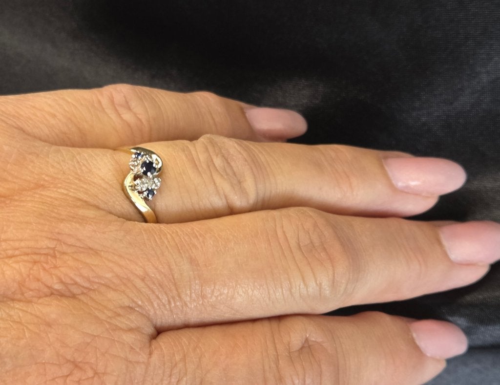 Gouden Vintage bi-color ring saffier en diamant. 2026/482, Sieraden, Tassen en Uiterlijk, Ringen, Blauw, ., Ophalen of Verzenden