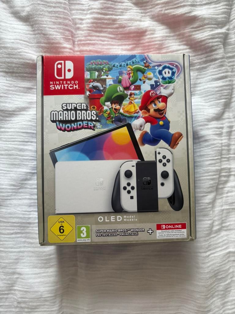 Nintendo Switch Oled, Spelcomputers en Games, Ophalen of Verzenden, Zo goed als nieuw, Met 1 controller, Switch OLED