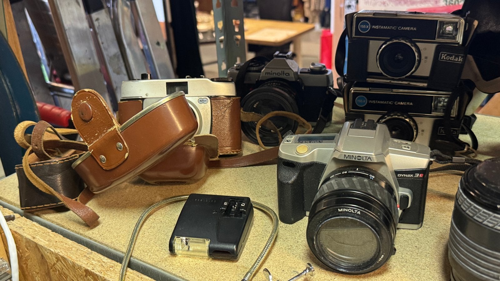 Grote collectie vintage camera's en accessoires, Gebruikt, Minolta, Spiegelreflex, Onbekend