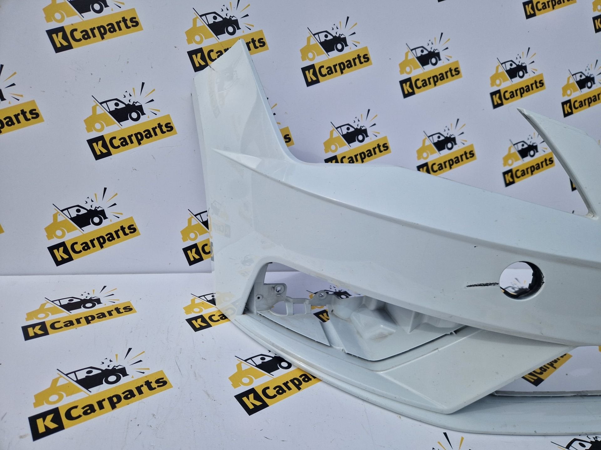Voorbumper Seat Leon II Facelift Bumper 17-22 5f0807221R, Gebruikt, Voor, Autovia A-2, Km 585 585
08760  Martorell, ES, Ophalen of Verzenden