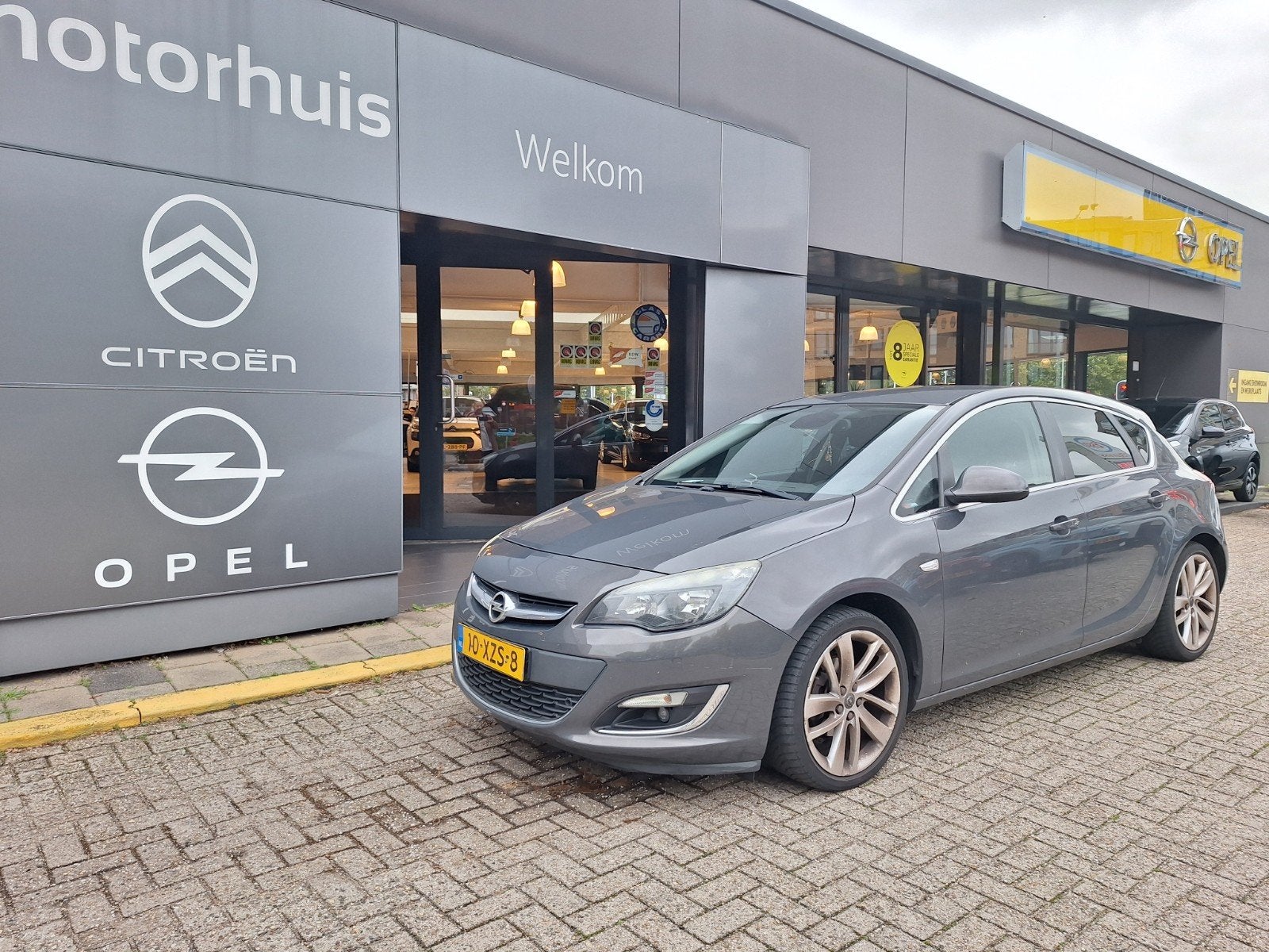 Opel Astra 1.4 Turbo 103KW 5D AUT 2012 Grijs, Auto's, Voorwielaandrijving, 680 kg, 4 cilinders, Origineel Nederlands