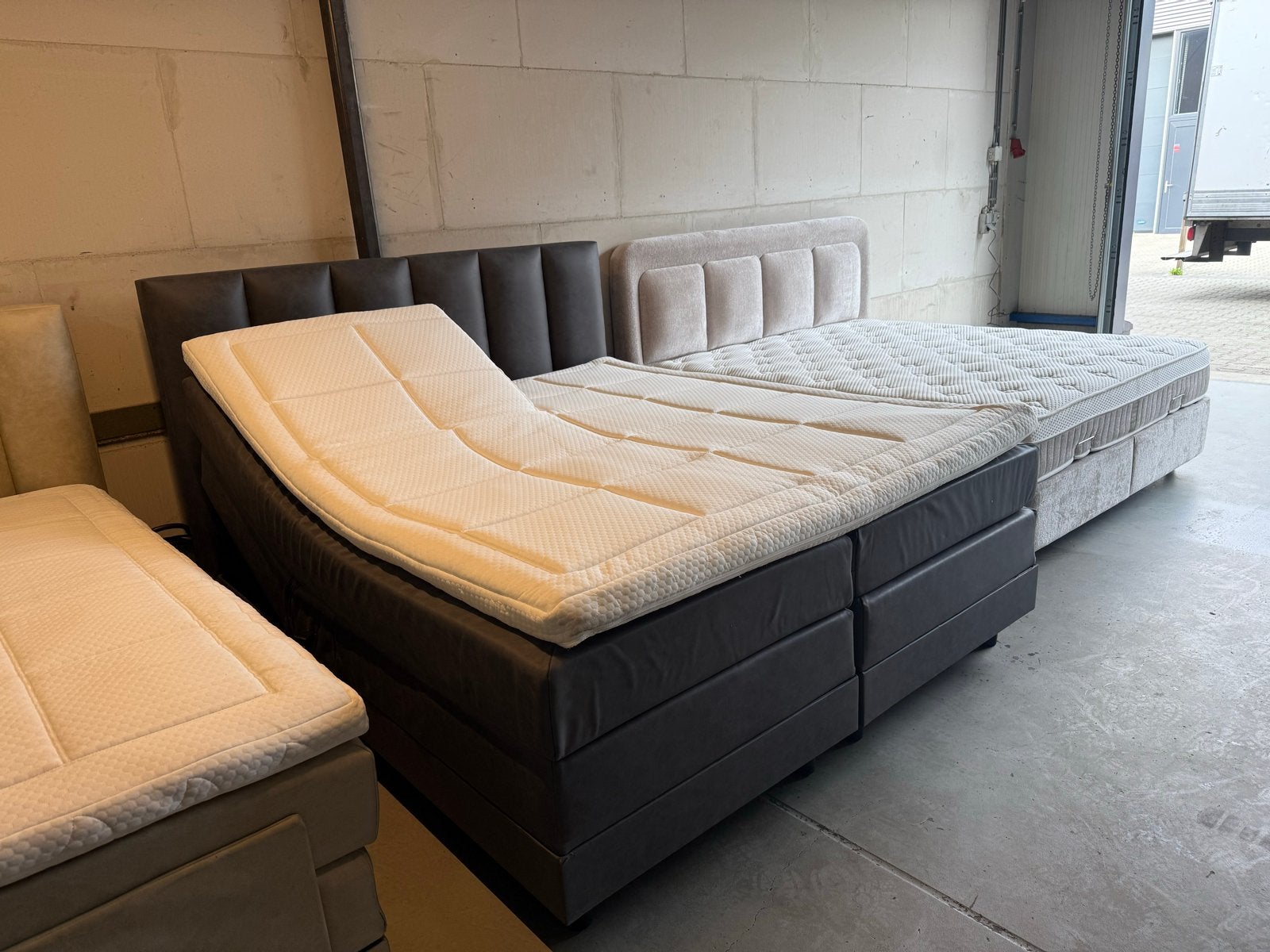Elektrische Boxspring 160x200 incl. luxe topper, Ophalen, Verstelbaar, 200 cm, 160 cm