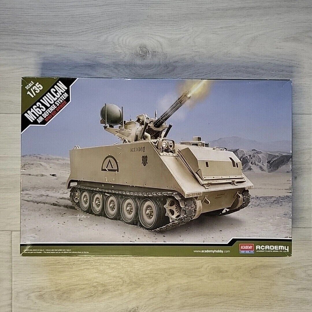 Academy M163 Vulcan Air Defense System schaal 1:35, Overige merken, Tank, 1:32 tot 1:50, Nieuw