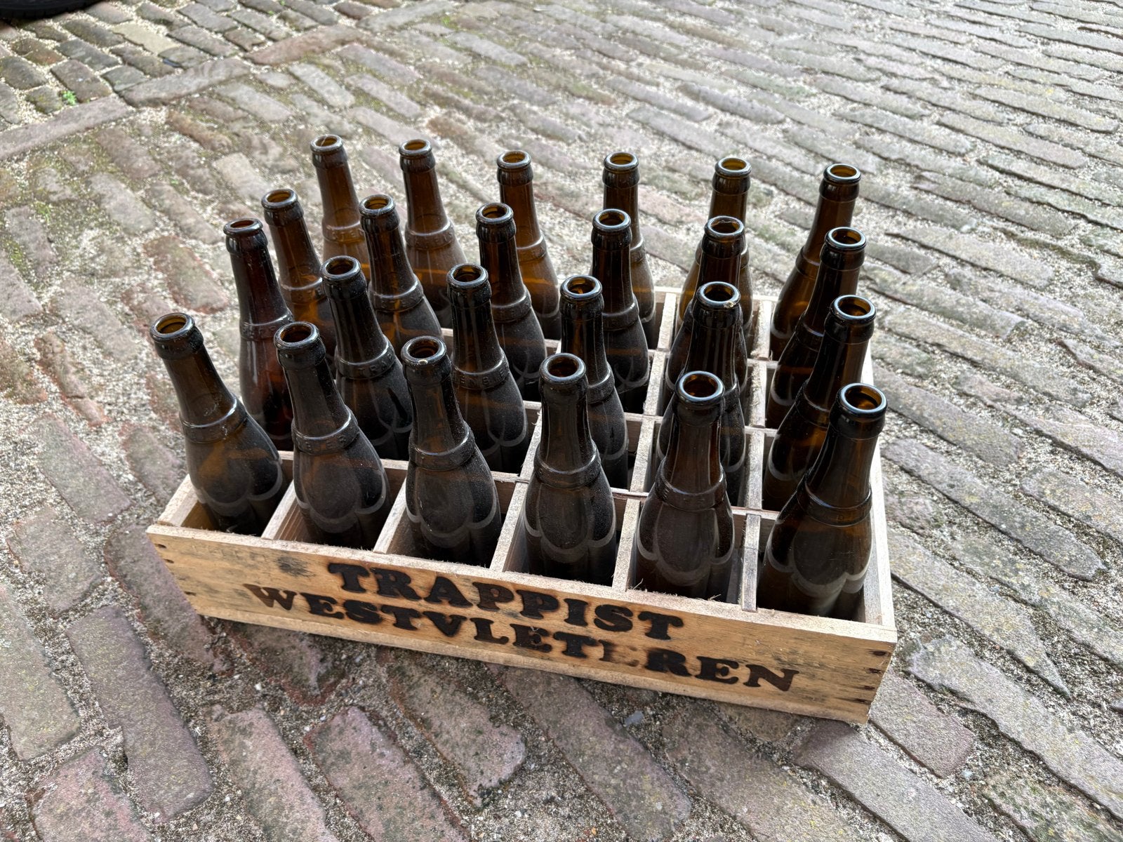Trappist Westvleteren houten krat met 24 lege flessen, Verzamelen, Ophalen, Gebruikt
