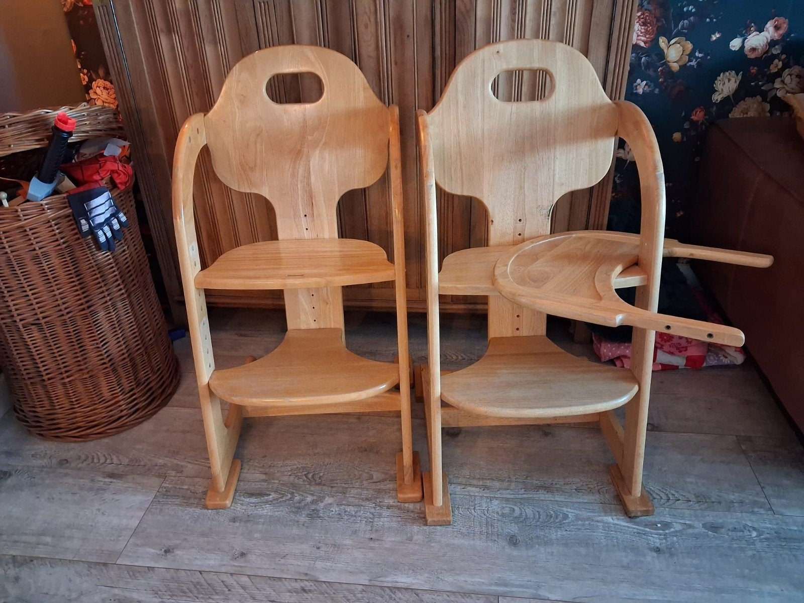 Kinderstoelen hout, Ophalen