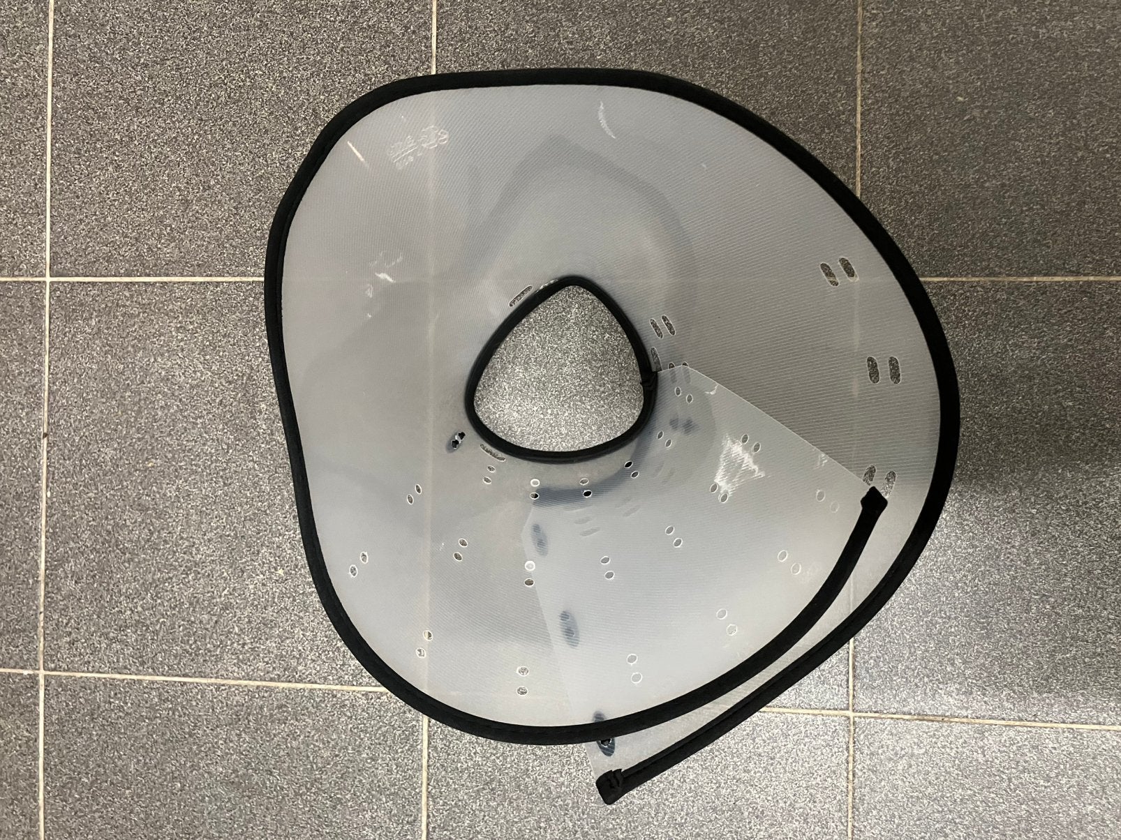 MDC smart collar / hondenkraag / hondenkap, Dieren en Toebehoren, Honden-accessoires, Ophalen of Verzenden, Zo goed als nieuw