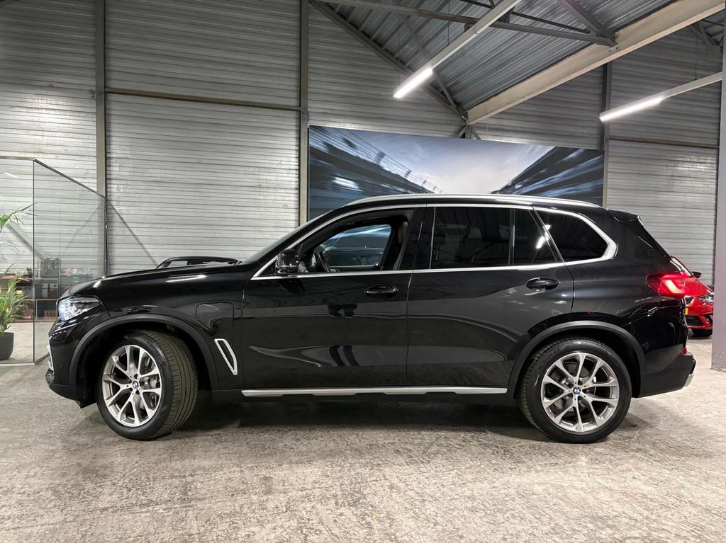 BMW X5 xDrive45e High Executive | Pano | HUD | Trekhaak, Auto's, BMW, Adaptive Cruise Control, Gebruikt, Zwart, Vierwielaandrijving