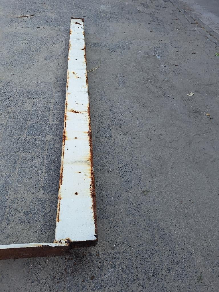 Stalen koker afmetingen 12 cm x 8 cm en 2 meter lang, Ophalen, Gebruikt