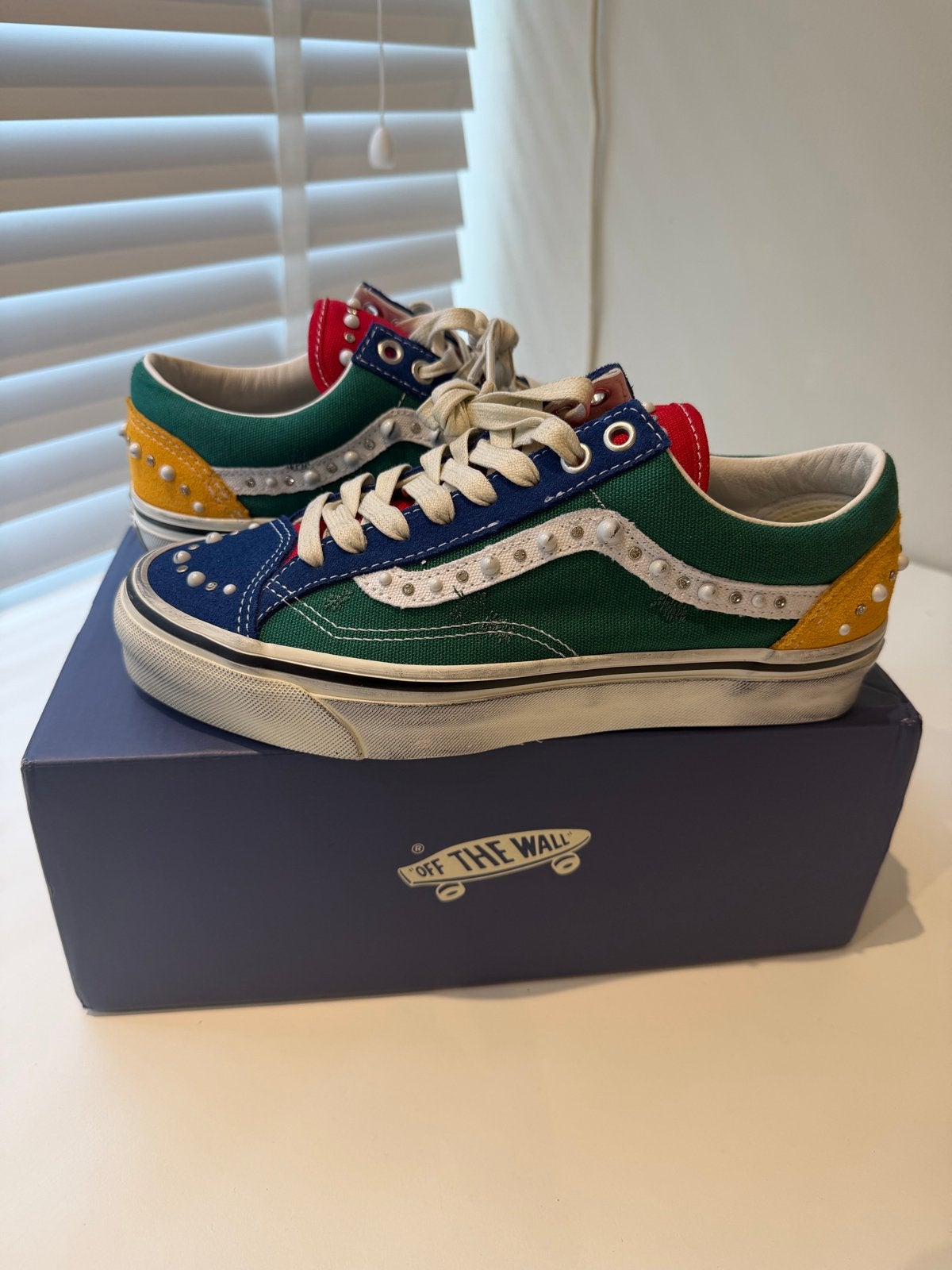 Nieuwe Vans Yacht Club Pearlized sneakers - Maat 39, Kleding | Dames, Ophalen of Verzenden, Nieuw, Overige kleuren, Sneakers of Gympen