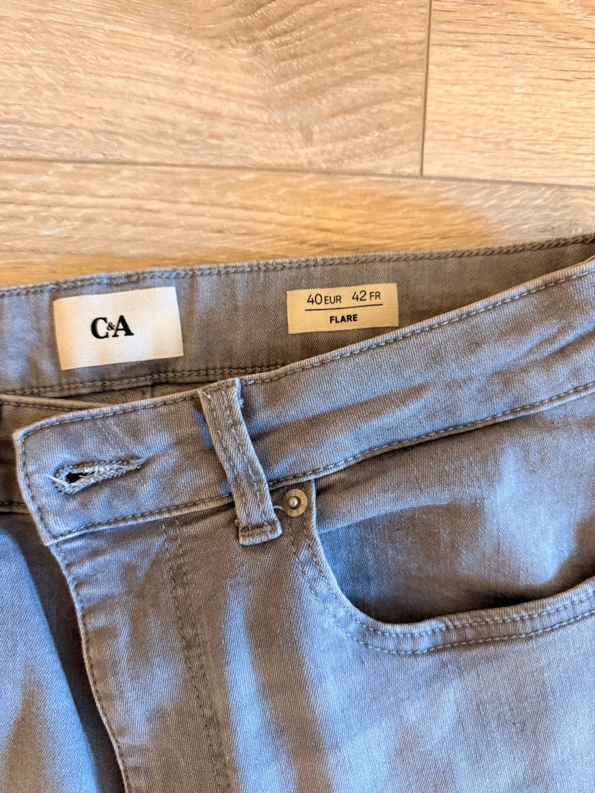 C&A Flare Jeans Dames Maat 40 Lengte 32 Nieuw, Kleding | Dames, Maat 38/40 (M), Nieuw, Ophalen of Verzenden, Grijs