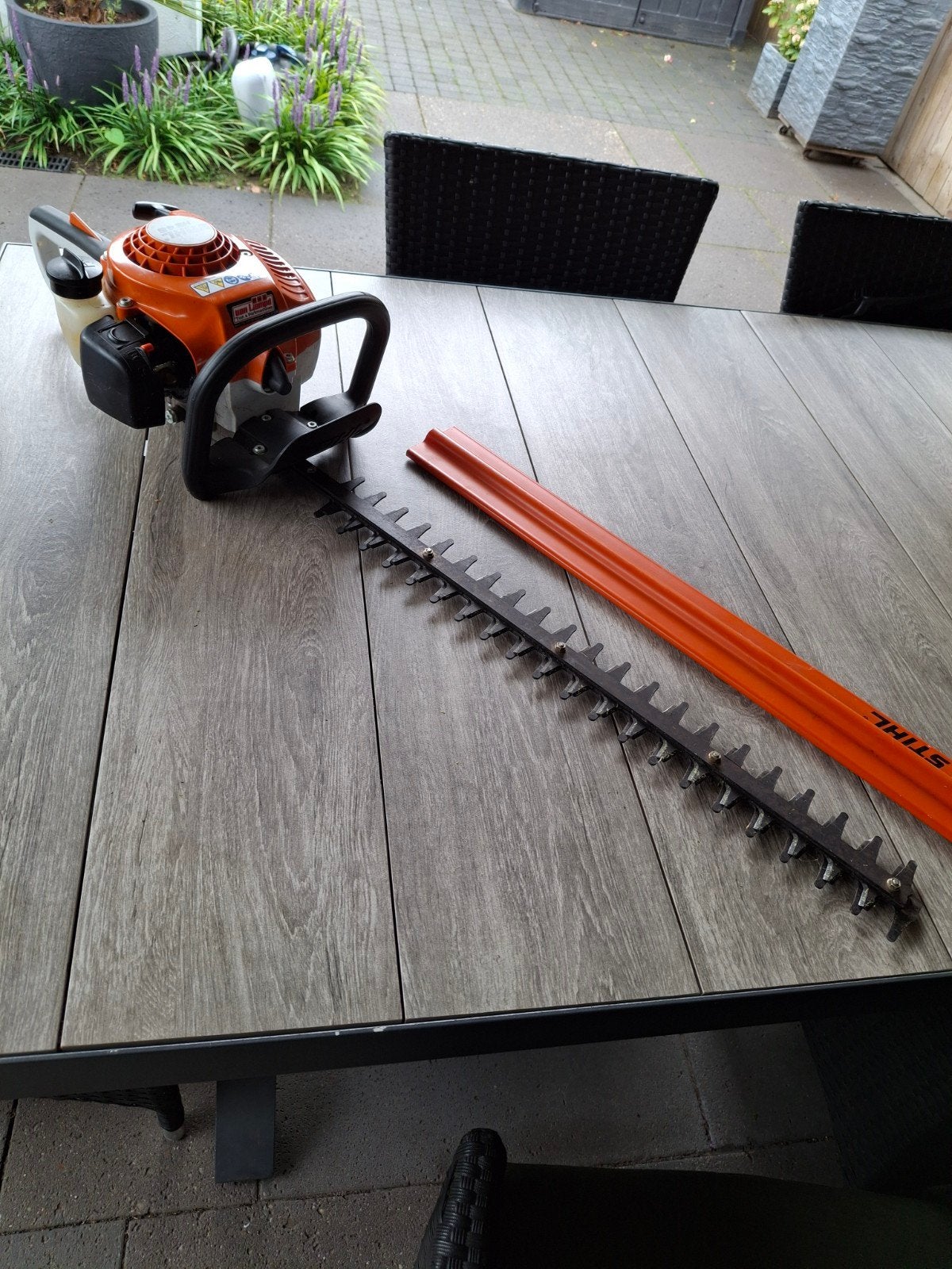 heggeschaar op benzine, Tuin en Terras, Heggenscharen, Ophalen, Zo goed als nieuw, Benzine, Stihl