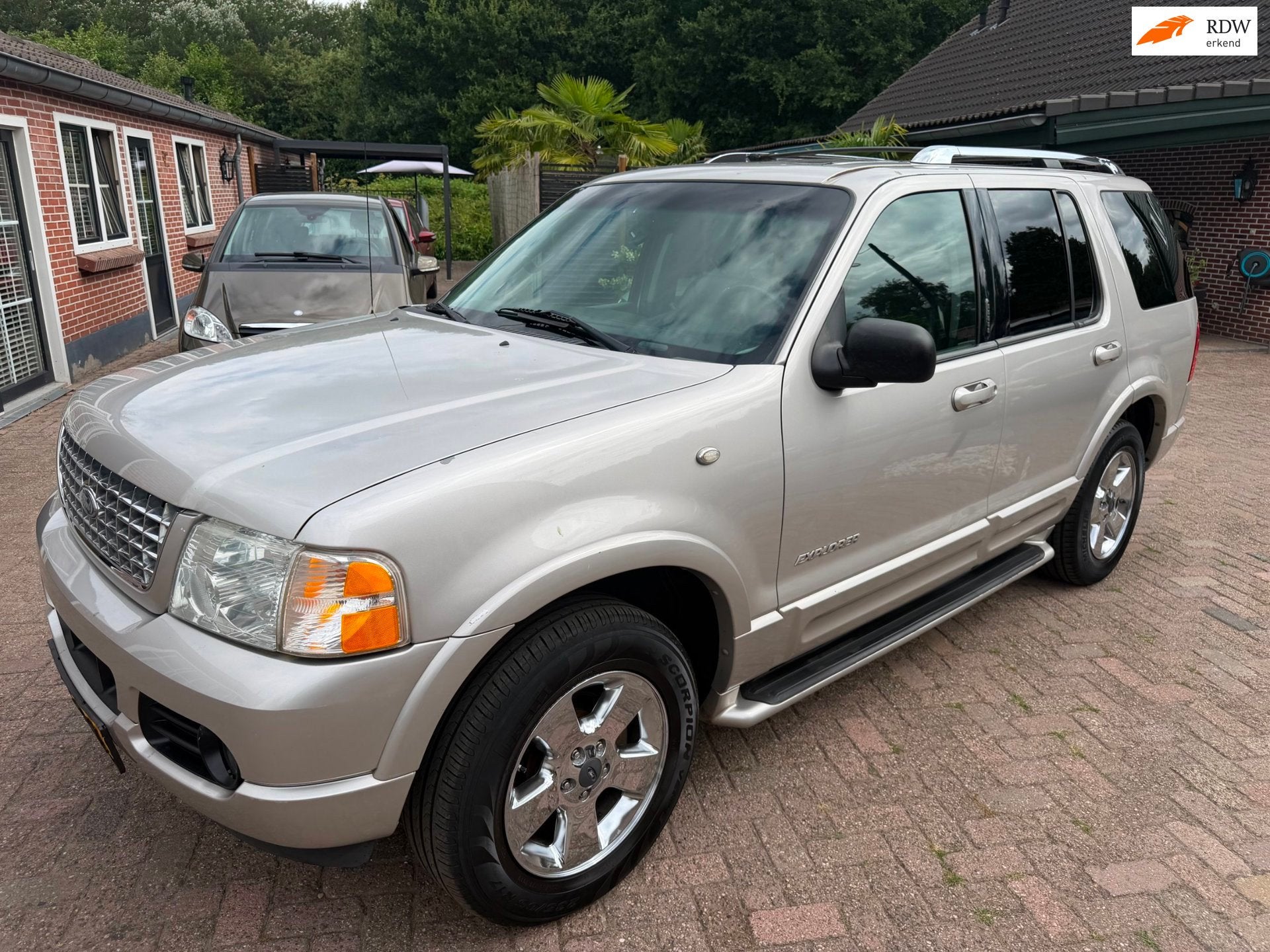 Ford USA Explorer 4.6-V8 Limited nieuwe apk, Automaat, 238 pk, Gebruikt, 8 cilinders