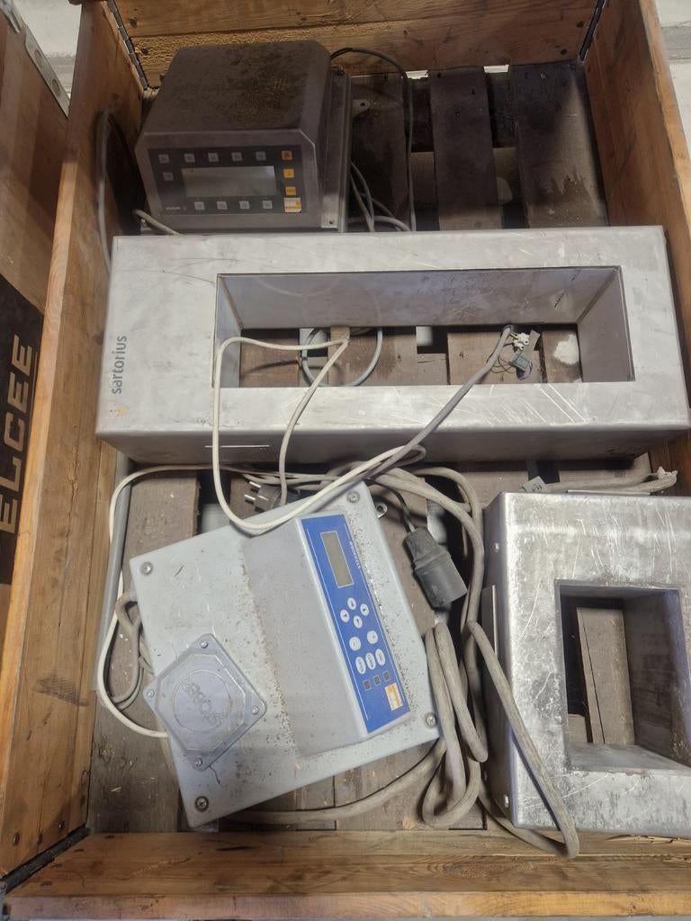 2 stuks metaaldetectoren - Sartorius en onbekend merk, Overige merken, Gebruikt, Meer dan 30 cm, Ophalen of Verzenden
