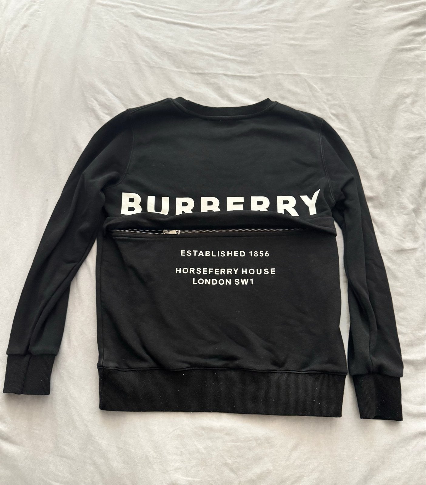 Originele Burberry trui - Zwart met logo, Ophalen of Verzenden, Zo goed als nieuw, Maat 38/40 (M), Zwart