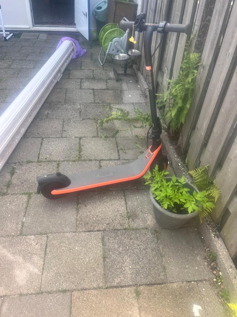 Ninebot elektrische step - 16 km/u, tot 50 kg, Fietsen en Brommers, Steps, Ophalen, Gebruikt, Elektrische step (E-scooter), Ninebot