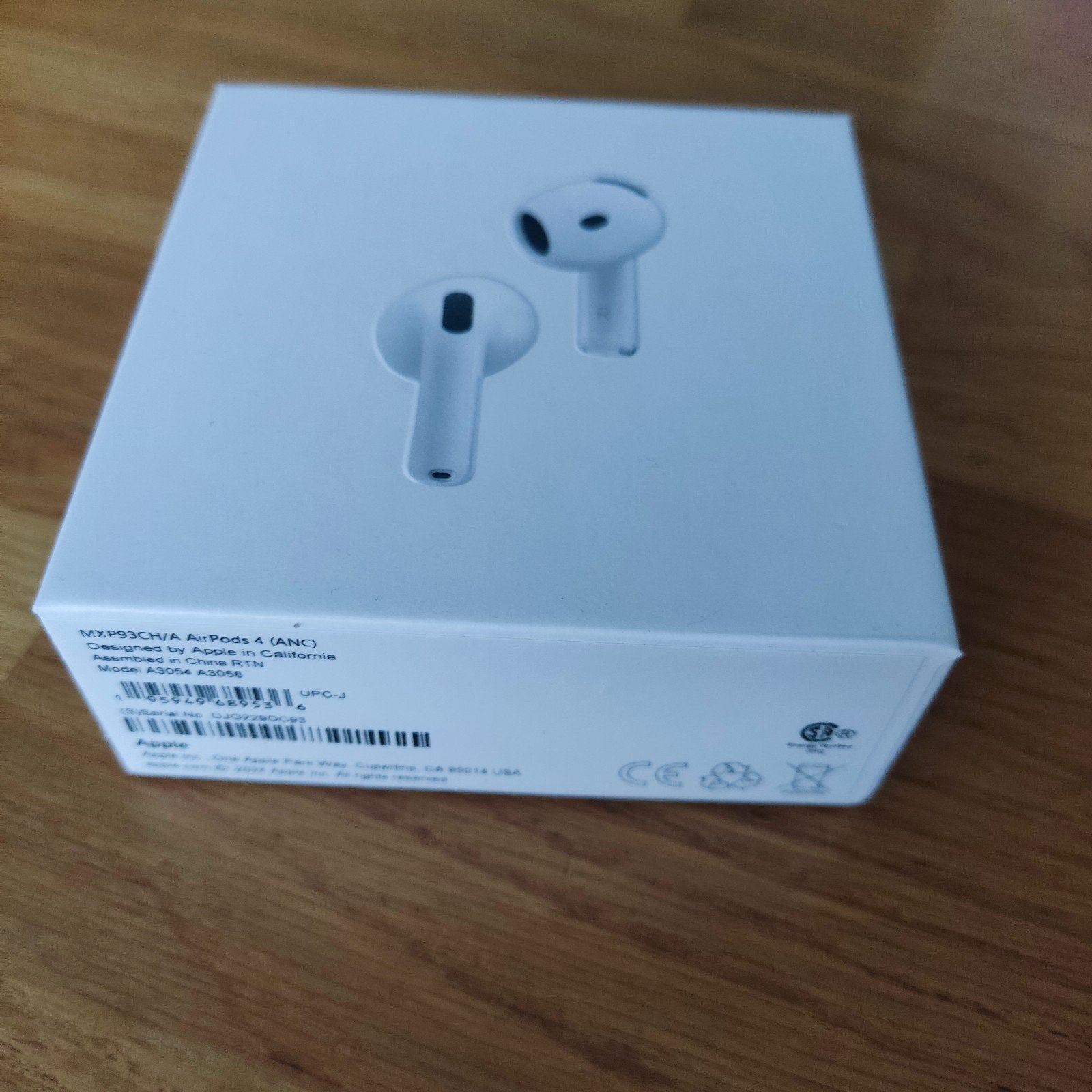 Apple AirPods 4 (ANC) - Nieuw in doos