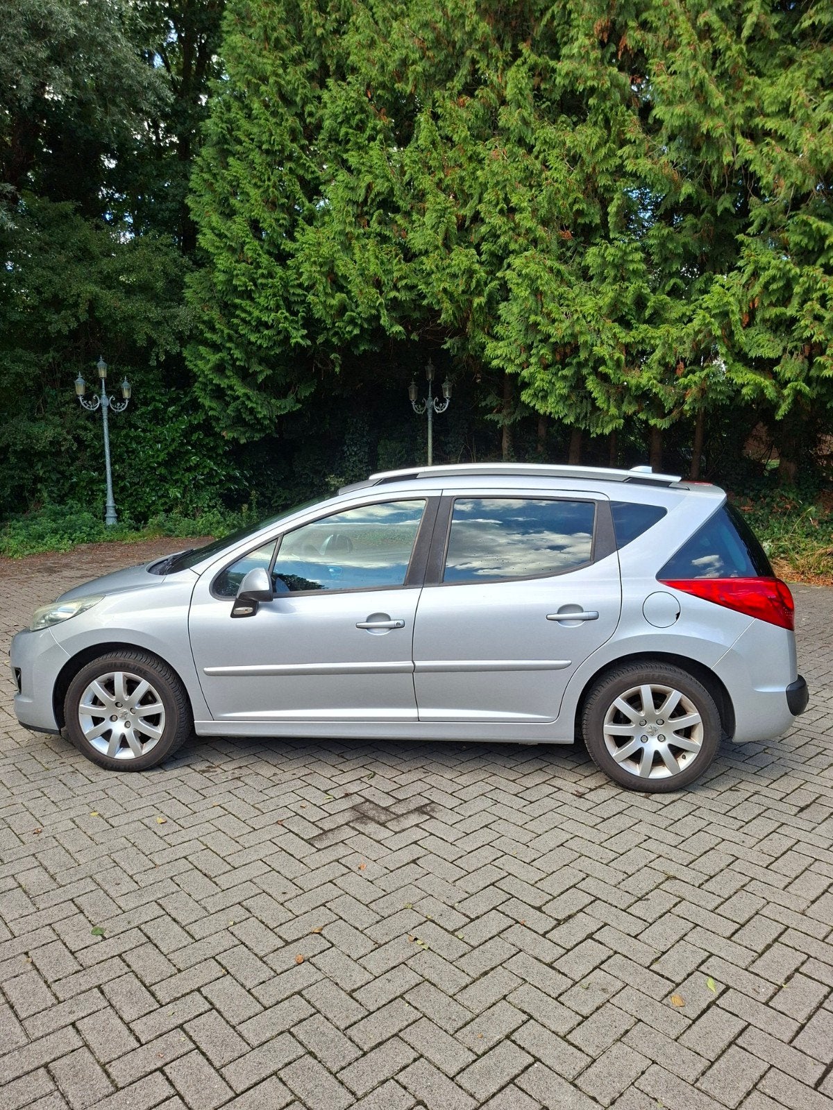 Peugeot 207 1.6 16V SW Outdoor 2010 Grijs, Voorwielaandrijving, Euro 5, Stof, Zwart