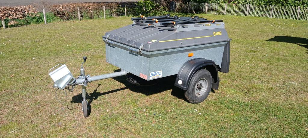 Saris bagagewagen met fietsenrek, neuswiel en disselslot, Ophalen, Gebruikt