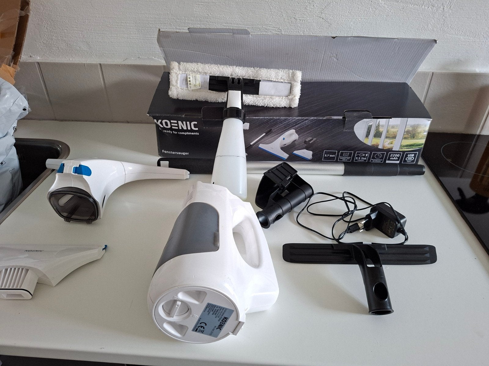 Koenic Raamreiniger met accessoires, Ophalen of Verzenden