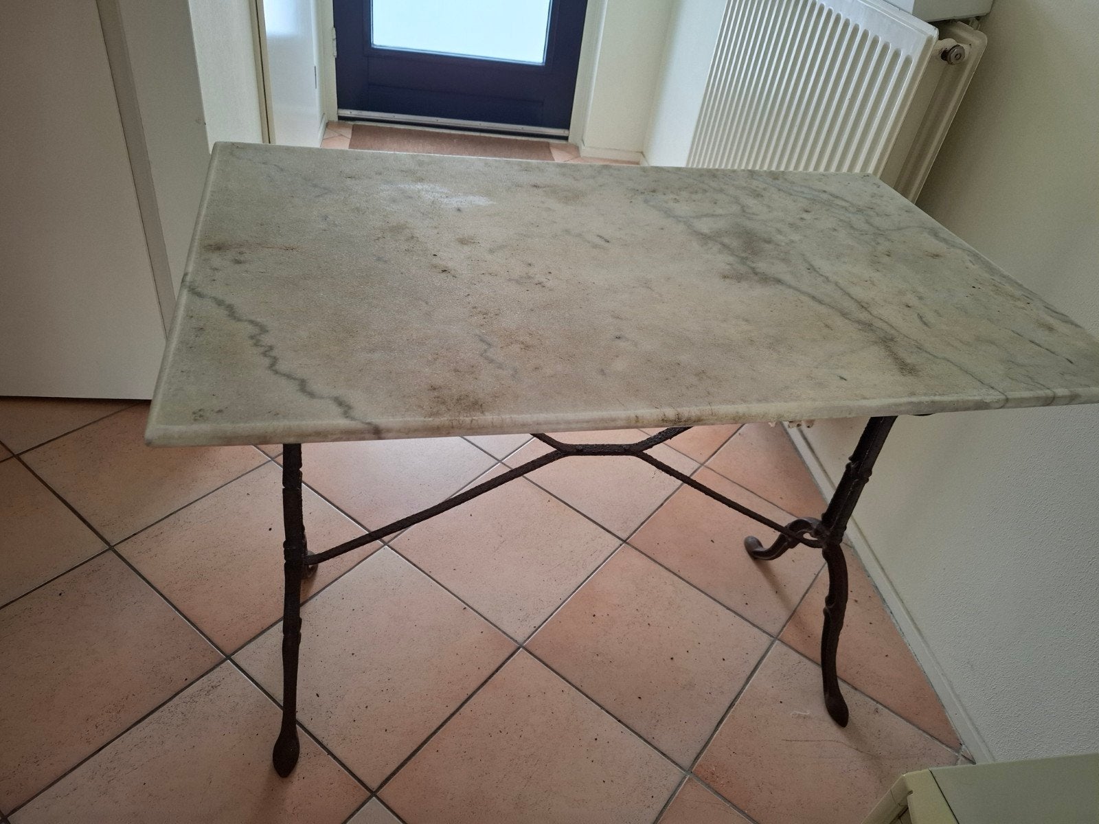 Antieke gietijzeren tafel met marmeren blad, Ophalen