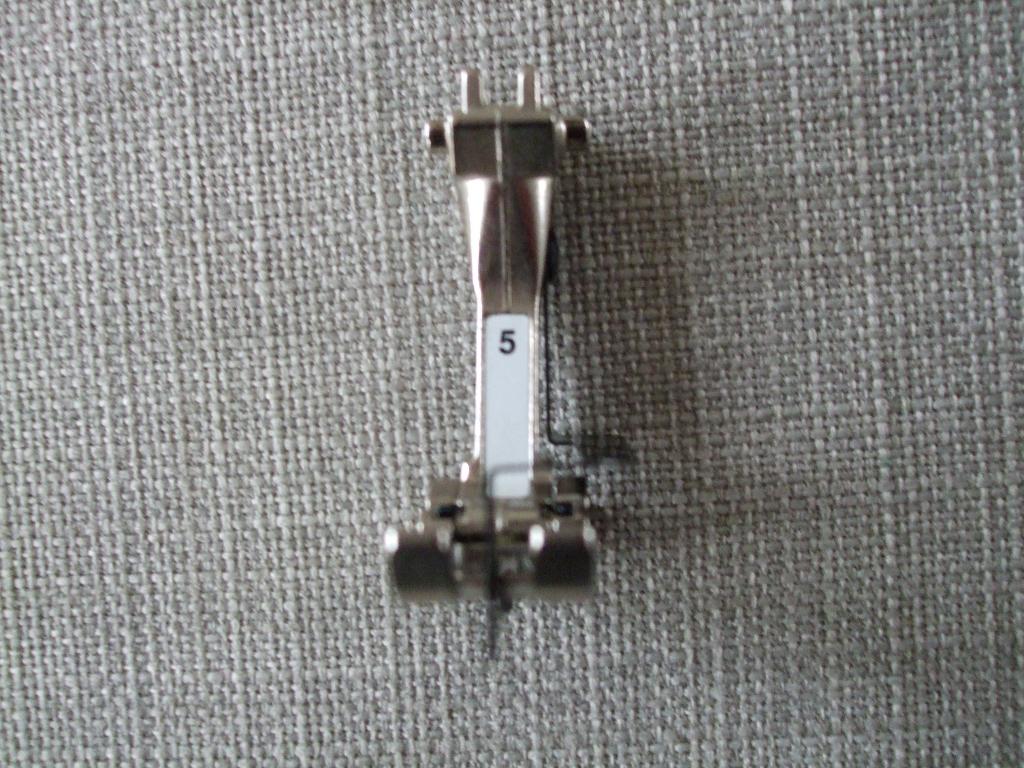 Naaimchinevoetje BERNINA nr. 5, Hobby en Vrije tijd, Naaimachines en Toebehoren, Ophalen of Verzenden, Nieuw, Bernina