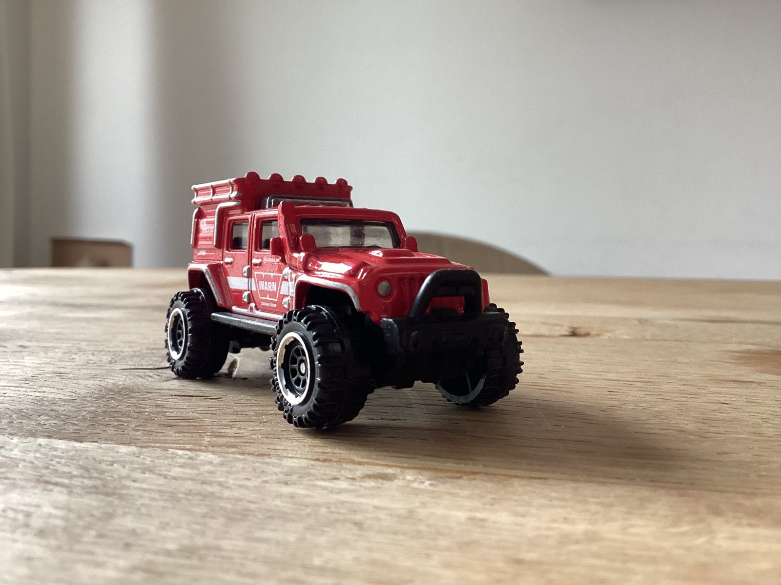 Matchbox Jeep Wrangler Superlift WARN 2023 – MBX Off-Road, Ophalen of Verzenden, Gebruikt, Bus of Vrachtwagen