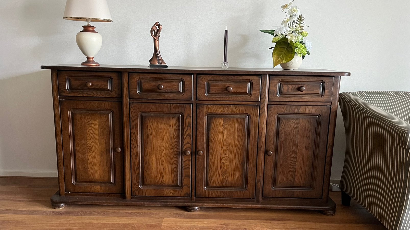 Dressoir massief eiken, Huis en Inrichting, Kasten | Dressoirs, Ophalen, Zo goed als nieuw, 25 tot 50 cm, 150 tot 200 cm