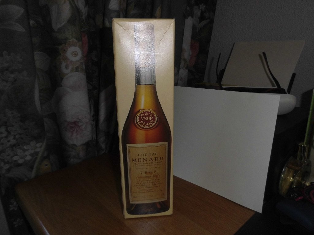 Vintage doos Cognac Menard met fles, Ophalen of Verzenden, Nieuw, Overige typen