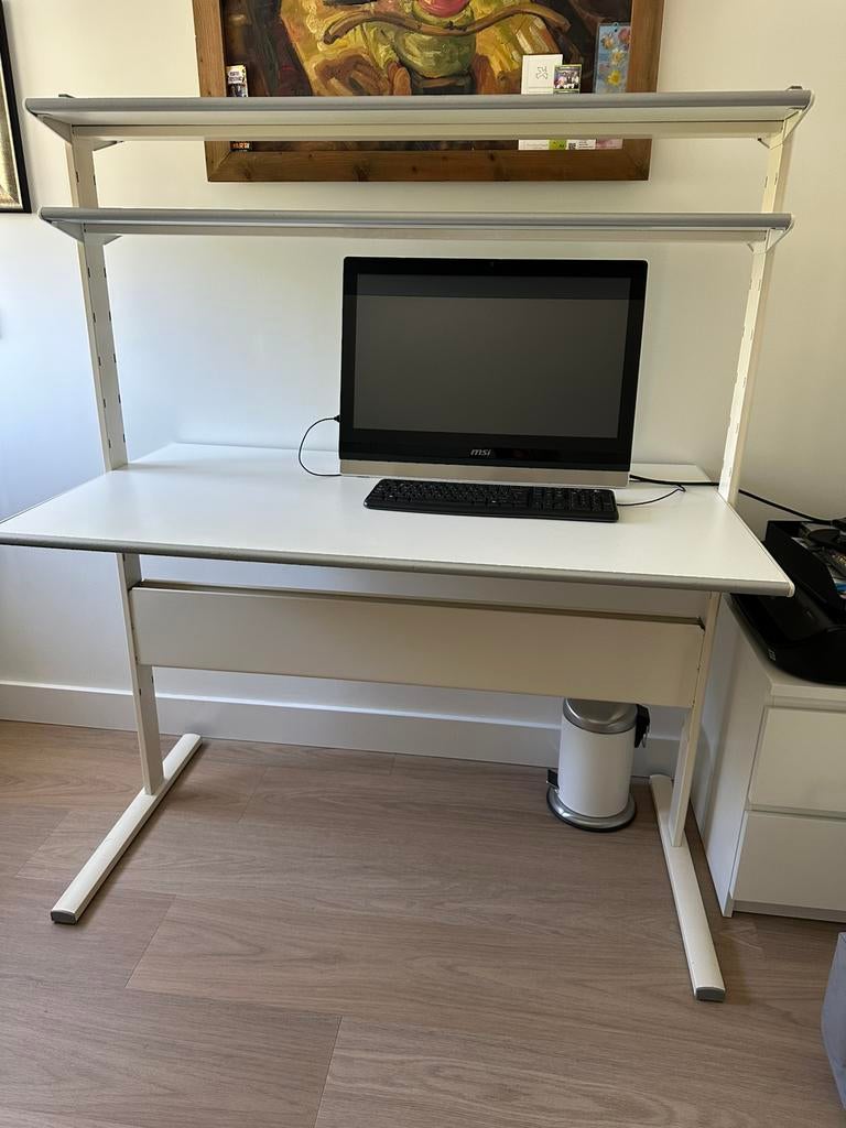 Verstelbaar bureau met schappen, Ophalen, Schoolbureau, IKEA, Overige materialen