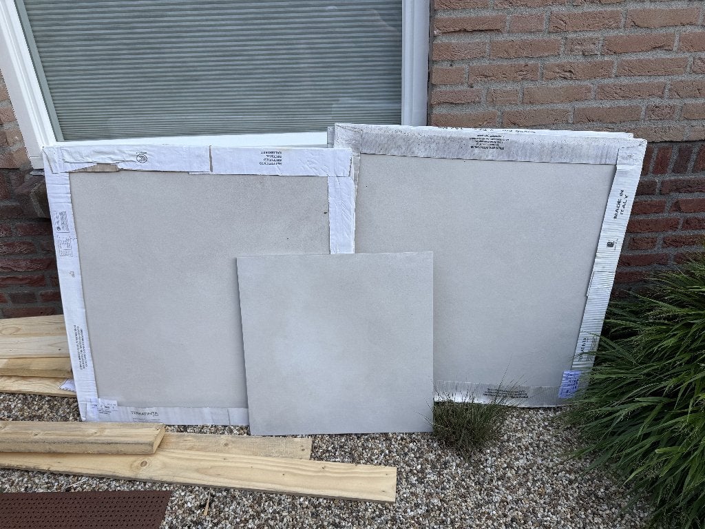 13m2 vloer/wandtegels 90x90 en 1,4 m2 60x60 fog white, Ophalen, 60 cm of meer, Overige typen, Nieuw