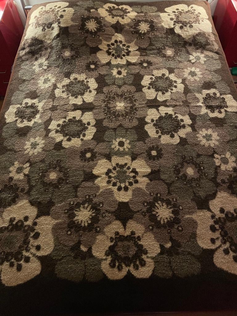 Retro vintage gebloemde 1-persoons jaren 70 deken, Huis en Inrichting, Slaapkamer | Beddengoed, Gebruikt, Eenpersoons, Bruin, Ophalen of Verzenden
