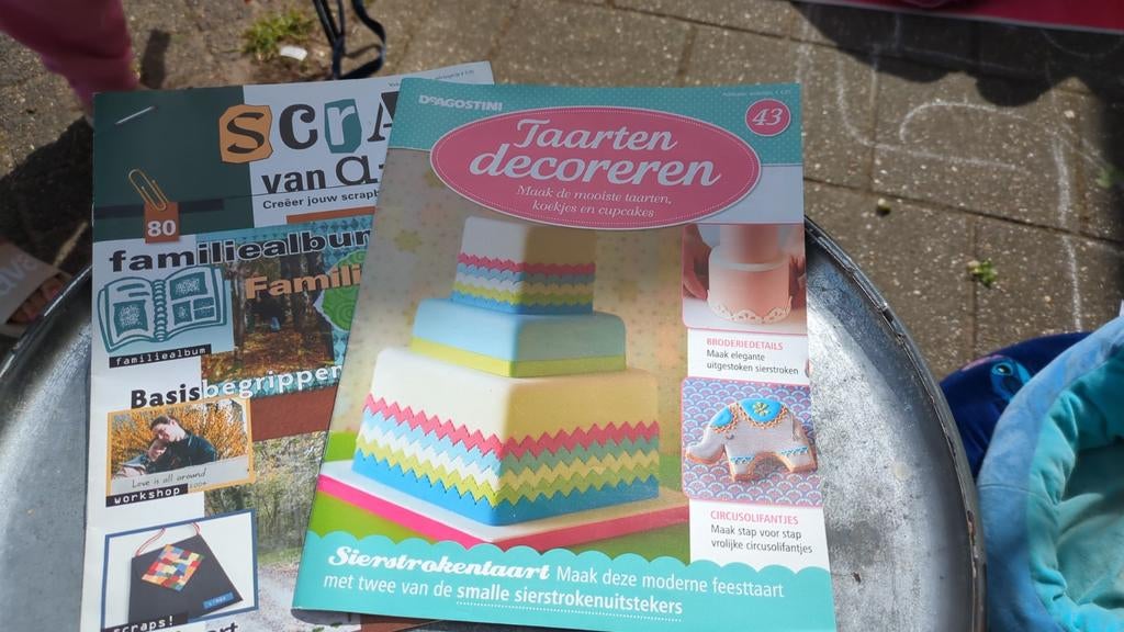 DeAGOSTINI Taarten Decoreren tijdschrift - per stuk, Ophalen, Gebruikt, Taarten of Cupcakes, Boek of Tijdschrift