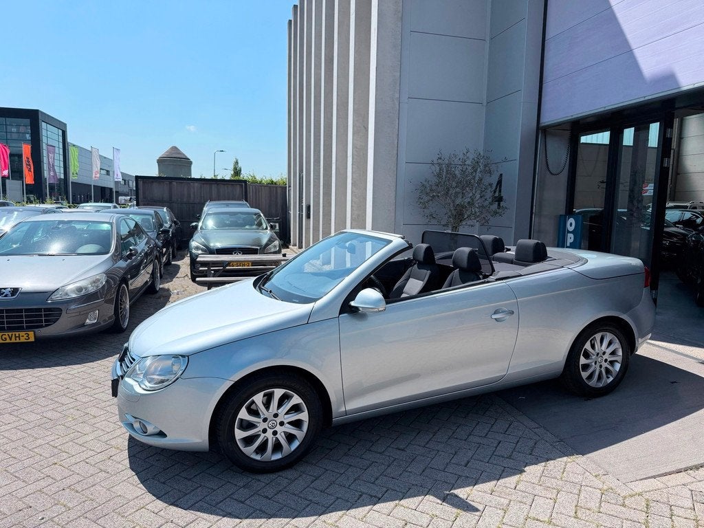 Volkswagen Eos 2.0 T-FSI AUTOMAAT! NETTE AUTO! INRUIL MOGELI, Auto's, Volkswagen, Stof, Gebruikt, 4 cilinders, 4 stoelen