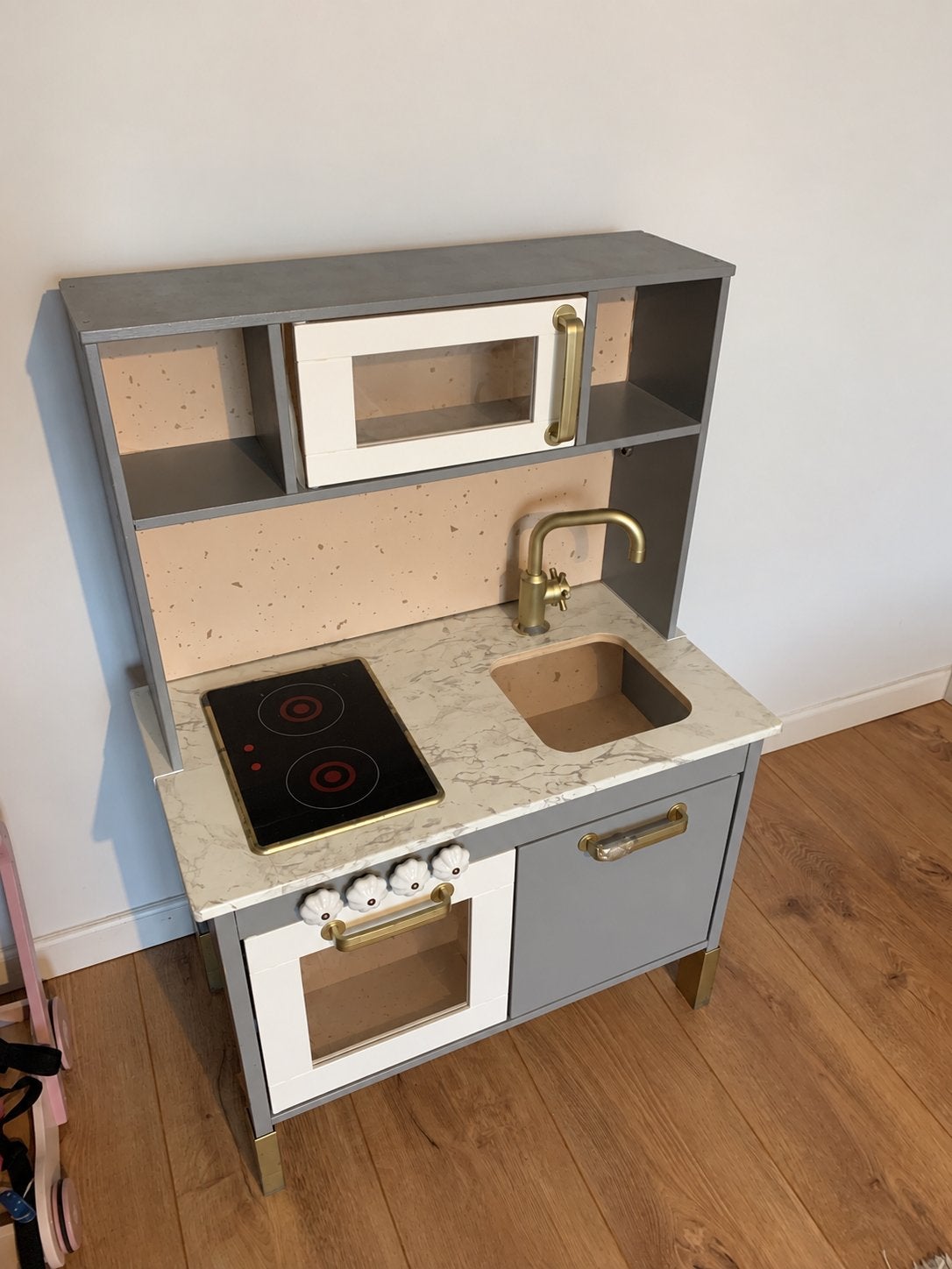 Gepimpt IKEA DUKTIG speelkeukentje – €20, Ophalen, Zo goed als nieuw