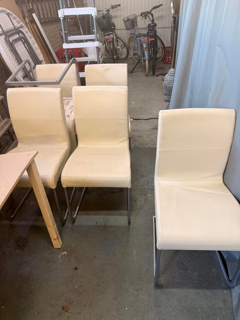 6 crèmekleurige leren eetkamerstoelen met metalen poten, Ophalen, Gebruikt, Overige kleuren, Leer