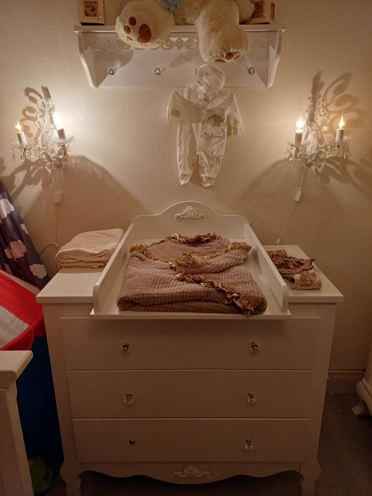 UNISEX baby box aankleding+bed aankleding+ meubels, Kinderen en Baby's, Ophalen, Gebruikt, Vierkant, Boxkleed