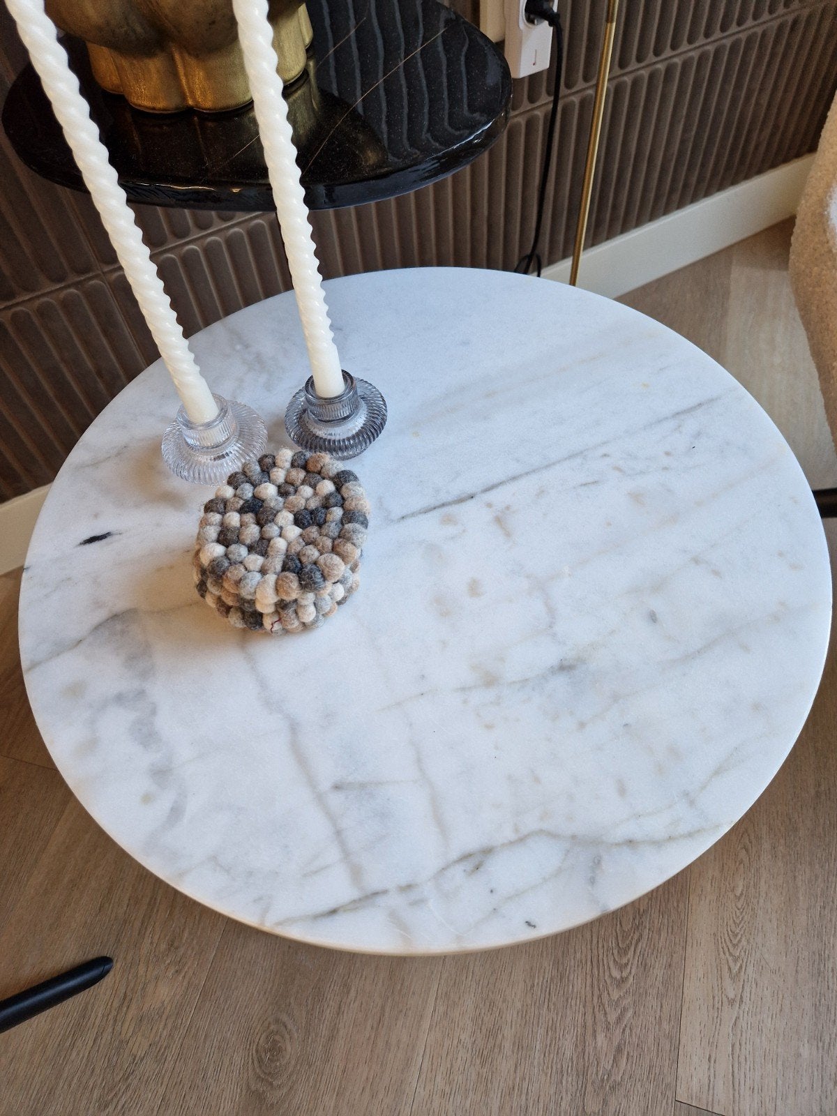 Marmeren salontafel / bijzettafel - Rond - 55x44 cm, Ophalen, Rond, 55 tot 75 cm, Zo goed als nieuw