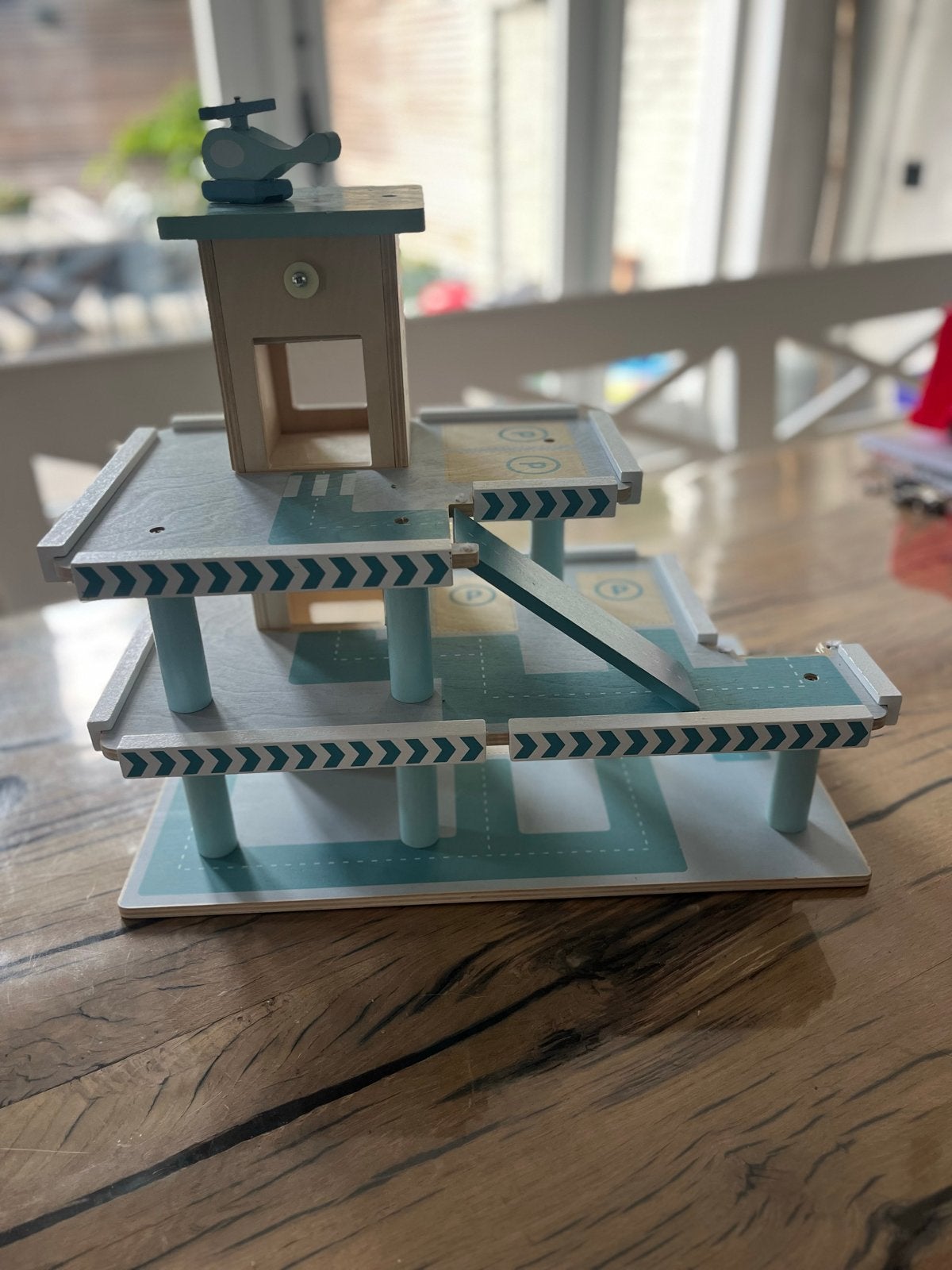 Little Dutch Houten Autogarage met Helikopterplatform, Kinderen en Baby's, Speelgoed | Houten speelgoed, Ophalen, Zo goed als nieuw