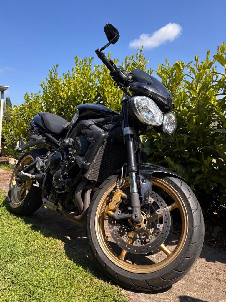 Triumph Street Triple R 2011, Motoren, Motoren | Triumph, 675 cc, Occasion, Motorrijbewijs A, 3 cilinders