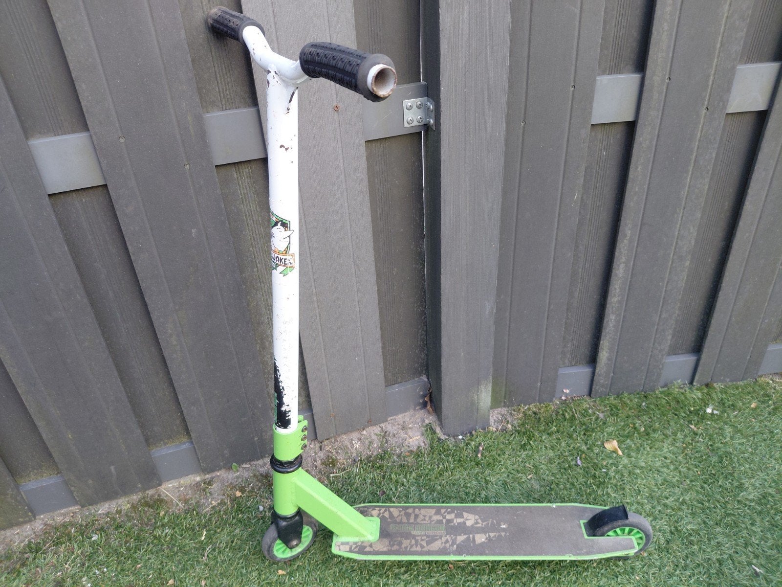 Stuntstep Black Dragon, kleur groen, Fietsen en Brommers, Steps, Ophalen, Gebruikt, Gewone step, Black dragon
