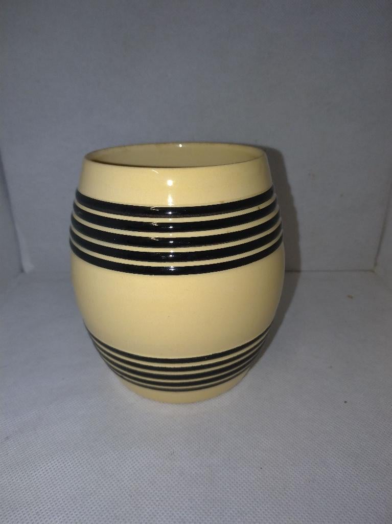 pot van petrus regout & co maastricht in art deco stijl., Ophalen of Verzenden