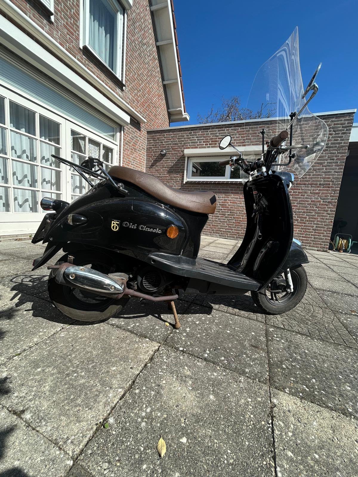 BTC scooter, Fietsen en Brommers, Ophalen, Gebruikt, Benzine, Overige merken