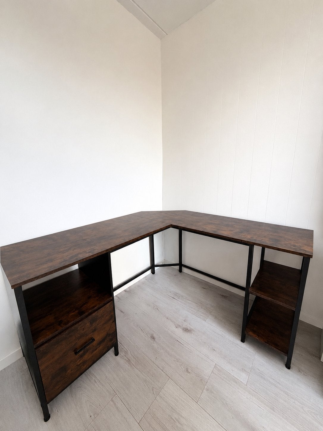 Hoekbureau in zeer nette staat!, Huis en Inrichting, Bureaus, Ophalen, Zo goed als nieuw